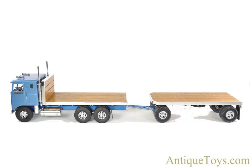 Fred Thompson Smith Miller, Inc. “Smitty Toys” Limited Edition HE011/150 Blue Kenworth COE Hay Hauler Semi Trailer Truck in Box <FONT COLOR="ff000 ">*SOLD*</font> - Image 2