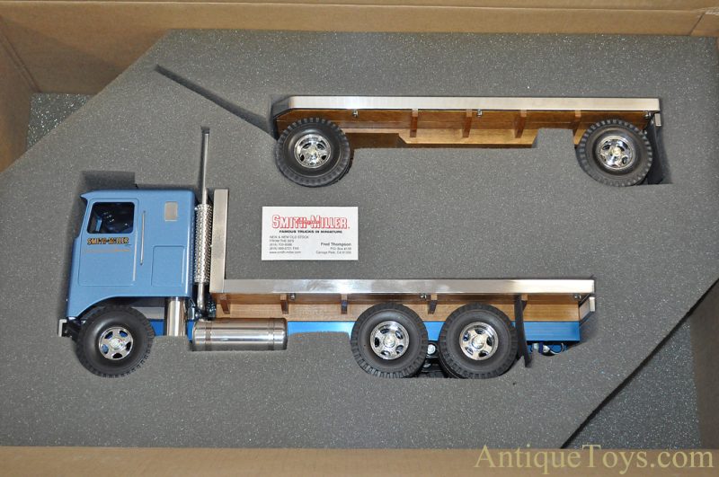 Fred Thompson Smith Miller, Inc. “Smitty Toys” Limited Edition HE011/150 Blue Kenworth COE Hay Hauler Semi Trailer Truck in Box <FONT COLOR="ff000 ">*SOLD*</font> - Image 17