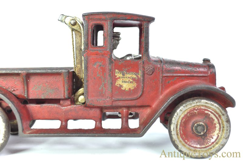 Arcade Cast Iron #211-R Red Baby International Harvester Dump Truck <FONT COLOR="ff000 ">*SOLD*</font> - Image 9