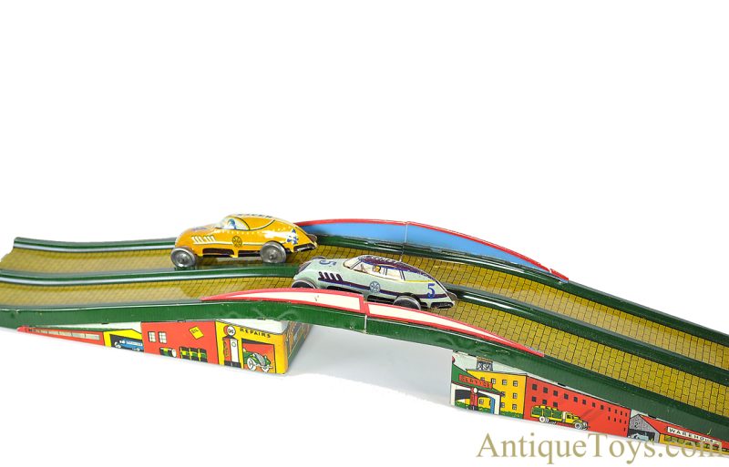 Marx Tin Lithographed Windup "Streamline Speedway" with Box <FONT COLOR="ff000 ">*SOLD*</font> - Image 5
