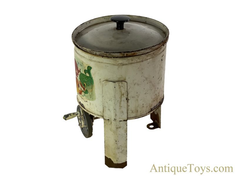 Longwood Machine Co. Tin Lithographed Fish Motif Manual Toy Washing Machine for Sale - Image 2