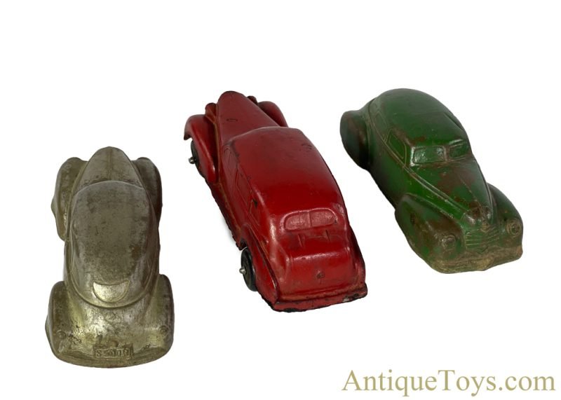 Auburn Rubber Co. & The Sun Rubber Co. ca. 1930s Rubber Set of 3 Cars for Sale - Image 3