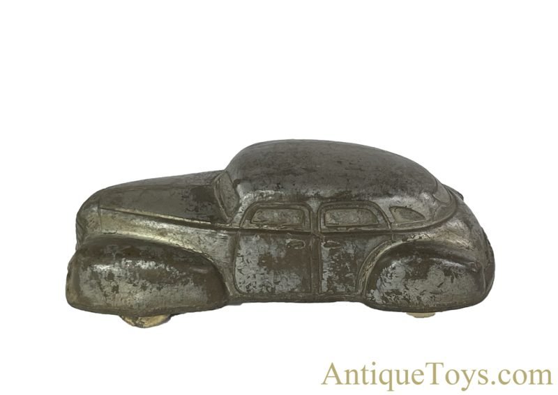 Auburn Rubber Co. & The Sun Rubber Co. ca. 1930s Rubber Set of 3 Cars for Sale - Image 4