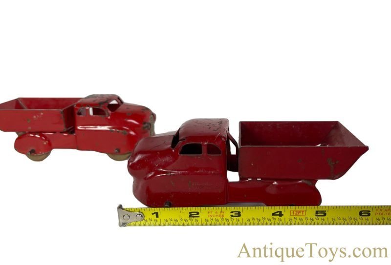 Wyandotte Toys All Metal Products Company ca. 1930s Pressed Steel Dump Truck Set of 2 <FONT COLOR="ff000 ">*SOLD*</font> - Image 7