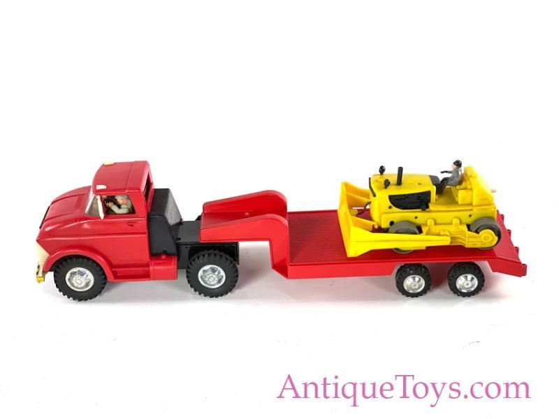 Daisy Mfg. Co. Plastic No. 70 "Flatbed & Dozer" in Box <FONT COLOR="ff000 ">*SOLD*</font> - Image 3