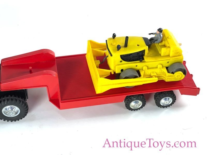 Daisy Mfg. Co. Plastic No. 70 "Flatbed & Dozer" in Box <FONT COLOR="ff000 ">*SOLD*</font> - Image 4