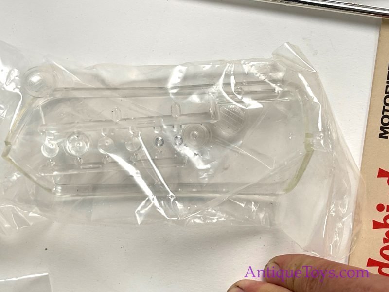 Ideal Toy Company (ITC) ca. 1960s Plastic "Thunderbird Motorized 3-in-1 Customized" Model Car in Box <FONT COLOR="ff000">*SOLD*</font> - Image 9