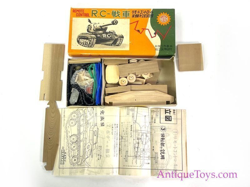 T.M.K. ca. 1960s Battery Operated Remote Controlled Wood Red China Scientific Model Toy R.C. Tank Kit in Box <FONT COLOR="ff000 ">*SOLD*</font>