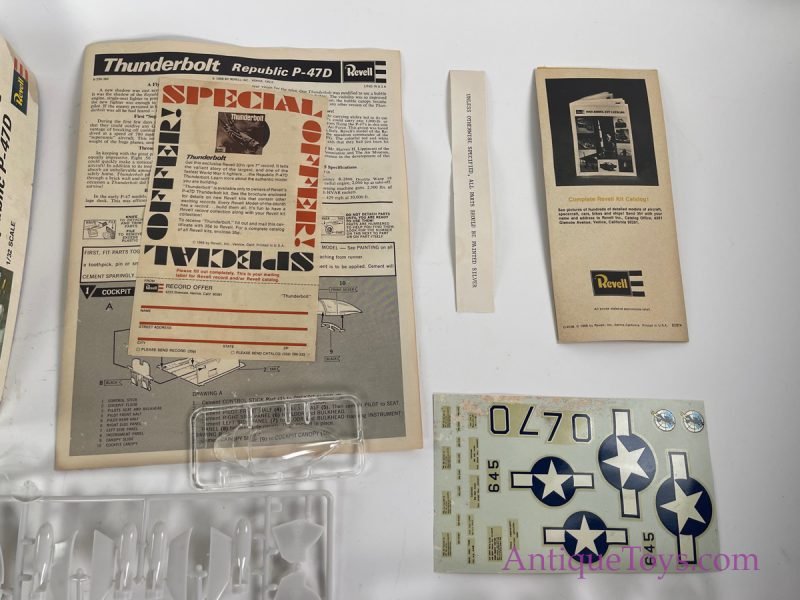 Revell, Inc. Plastic Official 1/32 Scale Model Thunderbolt Republic P-47D in Box for Sale - Image 6