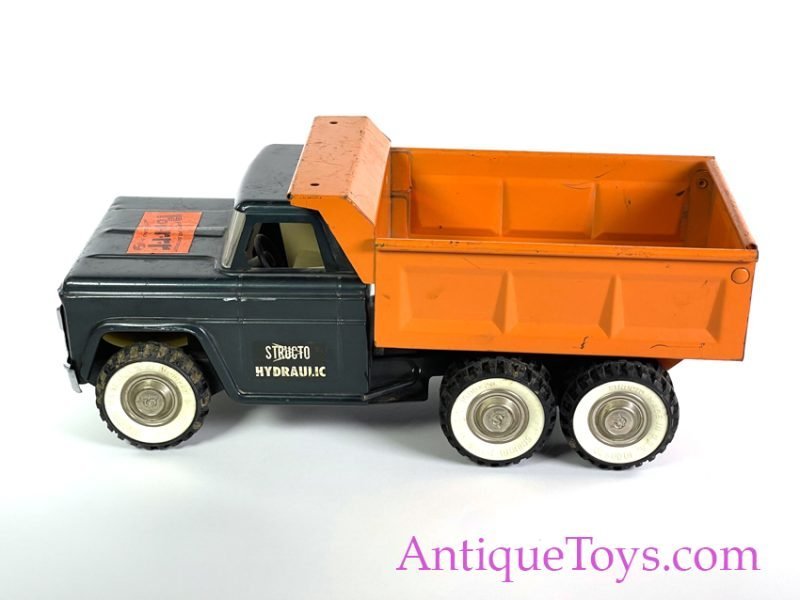 Structo Manufacturing Co. ca. 1960s Pressed Steel Hydraulic Dump Truck <FONT COLOR="ff000 ">*SOLD To COLLECTOR*</font> - Image 5