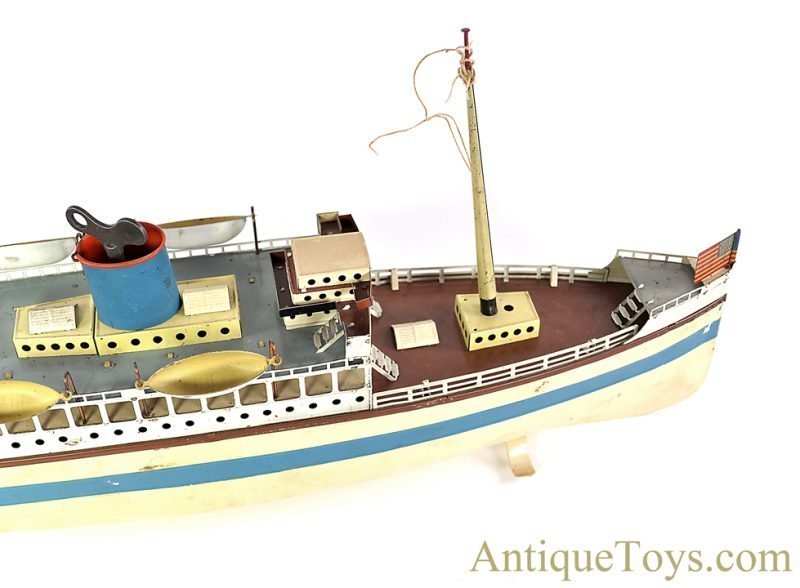 Gebruder Fleischmann GFN ca. 1945-1948 Tin Hand Painted Windup No. 526 Motorschiff (Baderdampfer) Ocean Liner Steamer Ship with Box <FONT COLOR="ff000 ">*SOLD*</font> - Image 4
