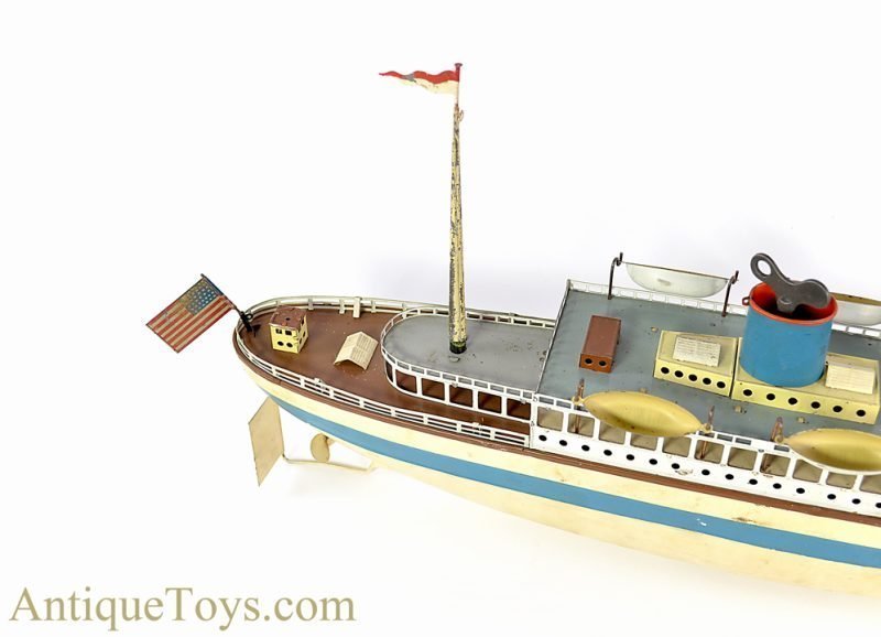 Gebruder Fleischmann GFN ca. 1945-1948 Tin Hand Painted Windup No. 526 Motorschiff (Baderdampfer) Ocean Liner Steamer Ship with Box <FONT COLOR="ff000 ">*SOLD*</font> - Image 5