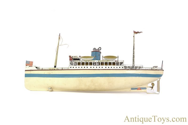 Gebruder Fleischmann GFN ca. 1945-1948 Tin Hand Painted Windup No. 526 Motorschiff (Baderdampfer) Ocean Liner Steamer Ship with Box <FONT COLOR="ff000 ">*SOLD*</font> - Image 6