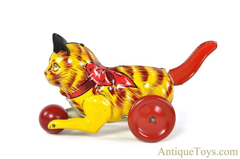 Marx Tin Lithographed Lever Action "Kitty Kat" Variation Cat with Ball <FONT COLOR="ff000 ">*SOLD*</font> - Image 3