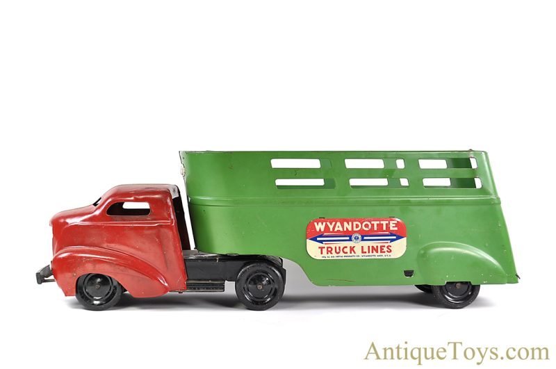 Wyandotte Toys All Metal Products Company ca. 1938 Pressed Steel Wyandotte Truck Lines Express Freight Truck <FONT COLOR="ff000 ">*SOLD*</font> - Image 2