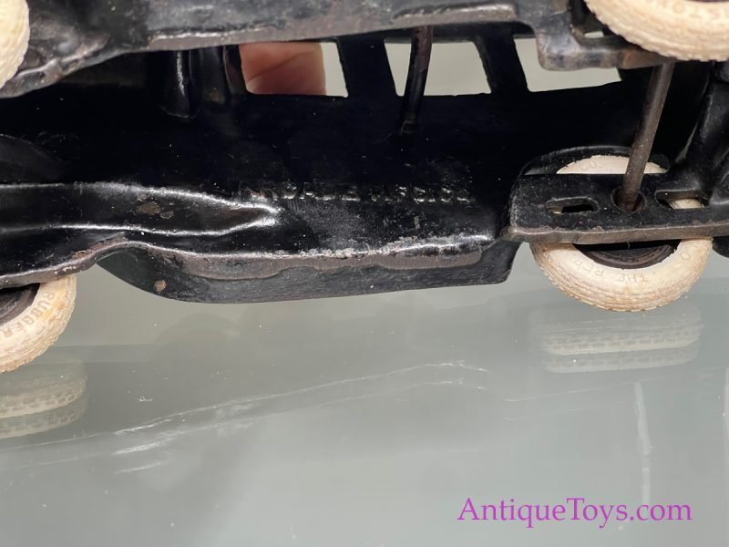 Arcade Chevy Cast Iron Sedan <FONT COLOR="ff000 ">*SOLD*</font> - Image 3