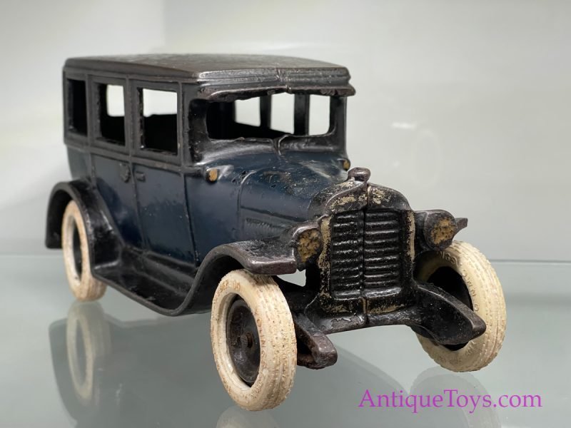 Arcade Chevy Cast Iron Sedan <FONT COLOR="ff000 ">*SOLD*</font> - Image 9