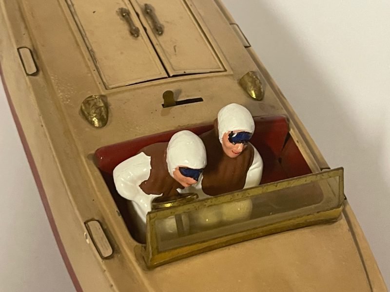 Lionel-Craft Chris Craft Tin Windup Motorized Racing Boat <FONT COLOR="ff000 ">*SOLD*</font> - Image 17