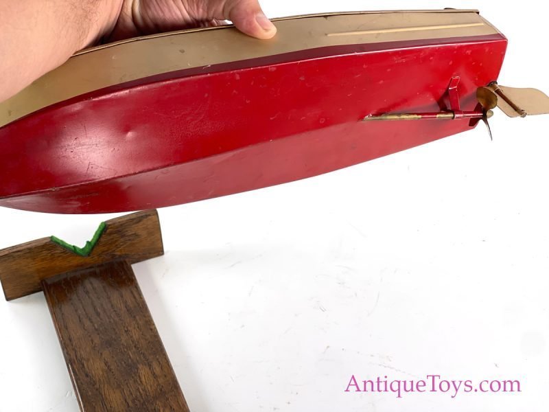 Lionel-Craft Chris Craft Tin Windup Motorized Racing Boat <FONT COLOR="ff000 ">*SOLD*</font> - Image 13