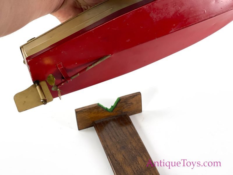 Lionel-Craft Chris Craft Tin Windup Motorized Racing Boat <FONT COLOR="ff000 ">*SOLD*</font> - Image 15