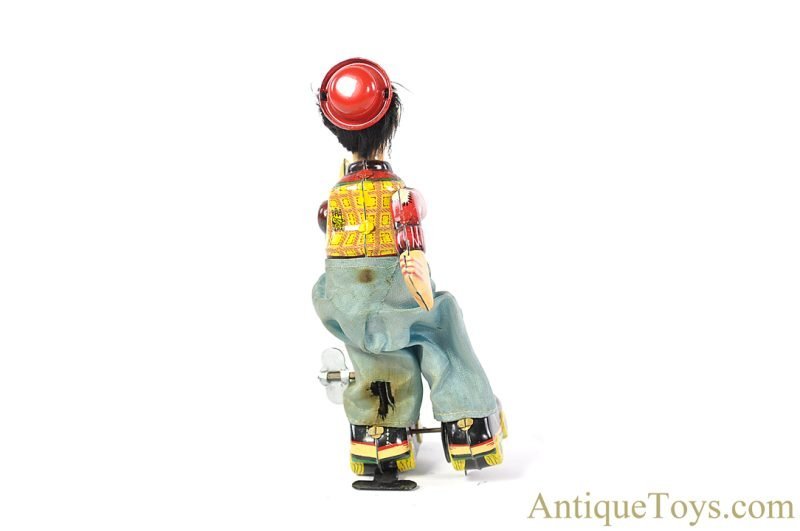 TPS Toplay, Ltd. Tin Lithographed Windup "Mechanical Clown on Roller Skate" Japanese Toy <FONT COLOR="ff000">*SOLD*</font> - Image 4
