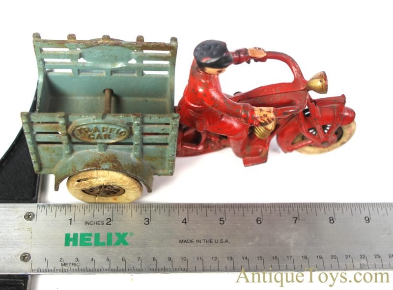 Hubley Cast Iron "Traffic Car" Indian Motorcycle <FONT COLOR="ff000 ">*SOLD*</font> - Image 6