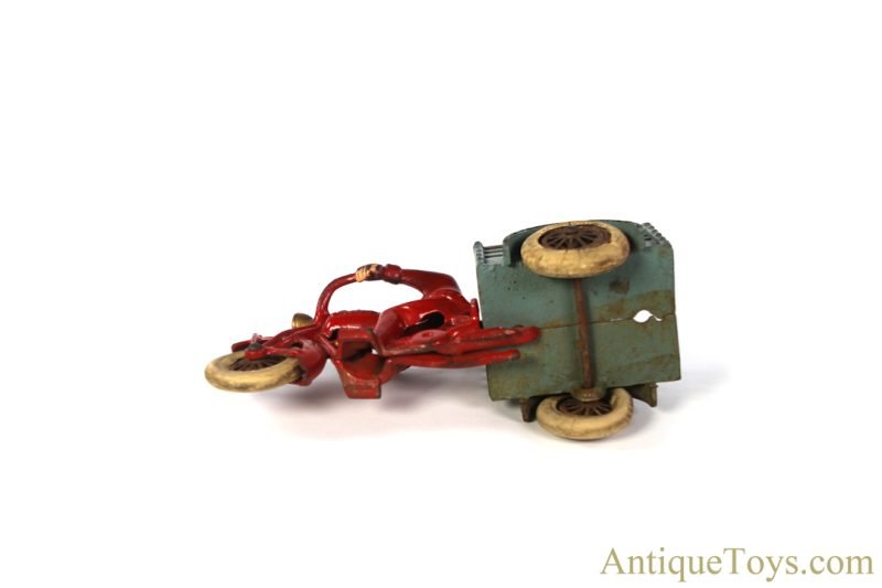 Hubley Cast Iron "Traffic Car" Indian Motorcycle <FONT COLOR="ff000 ">*SOLD*</font> - Image 4