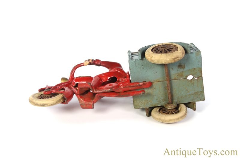 Hubley Cast Iron "Traffic Car" Indian Motorcycle <FONT COLOR="ff000 ">*SOLD*</font> - Image 5