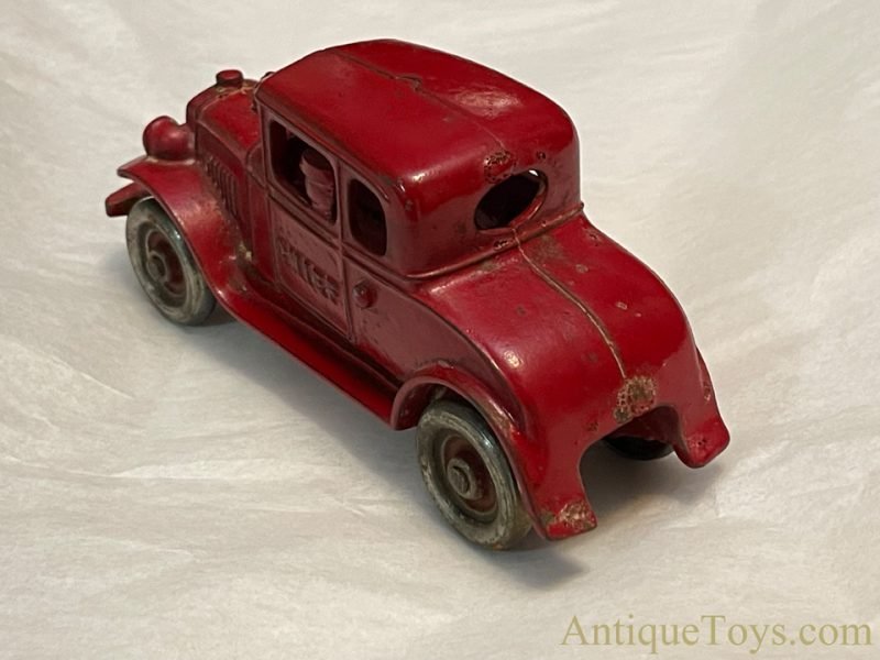 Kenton Cast Iron Fire Chief Car for Sale <FONT COLOR="ff000 ">*SOLD*</font> - Image 4