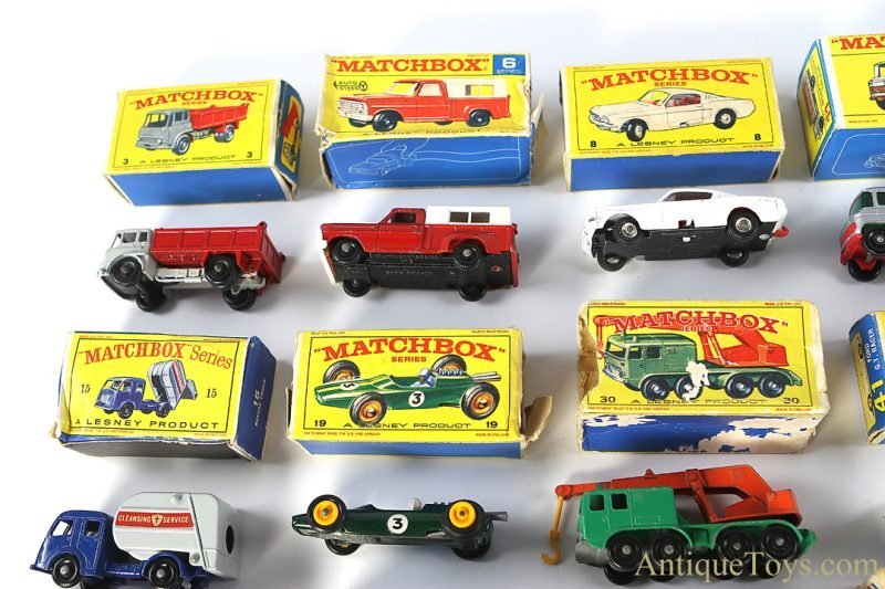 Matchbox Series Lesney England Diecast Collection of 19 Vehicles with Boxes <FONT COLOR="ff000 ">*SOLD*</font> - Image 5