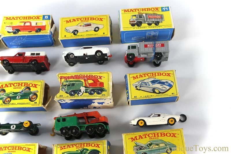 Matchbox Series Lesney England Diecast Collection of 19 Vehicles with Boxes <FONT COLOR="ff000 ">*SOLD*</font> - Image 6