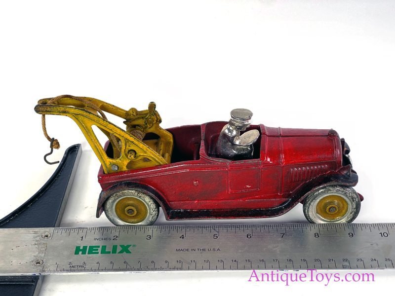Kenton Toys Cast Iron Tow Truck <FONT COLOR="ff000 ">*SOLD*</font> - Image 12