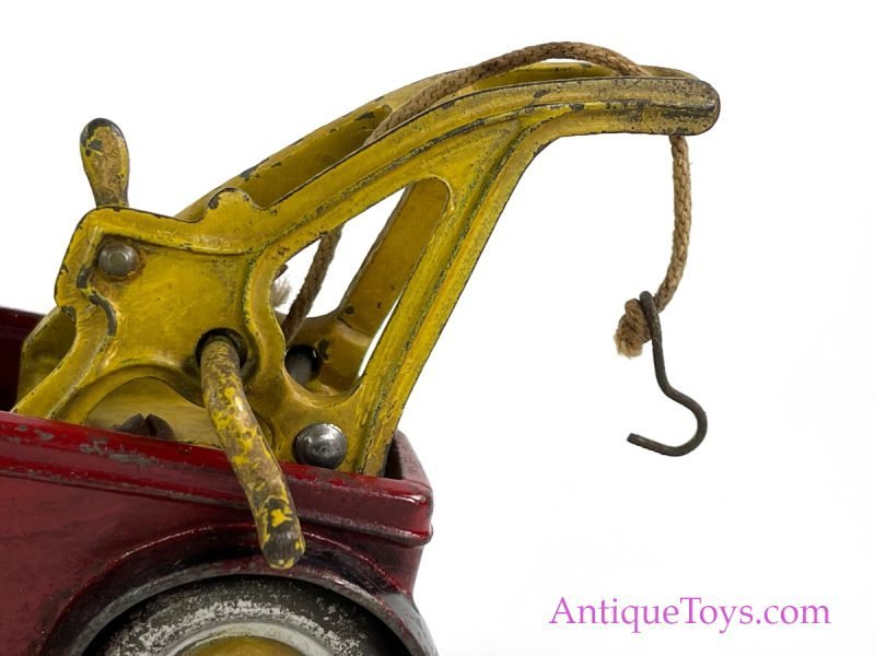 Kenton Toys Cast Iron Tow Truck <FONT COLOR="ff000 ">*SOLD*</font> - Image 7