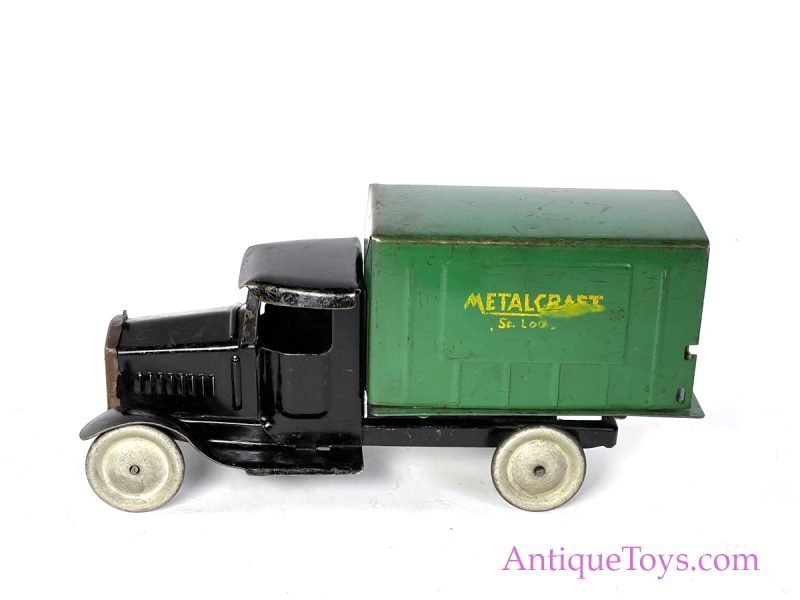 Metalcraft Pressed Steel Box Truck <FONT COLOR="ff000 ">*SOLD*</font> - Image 3