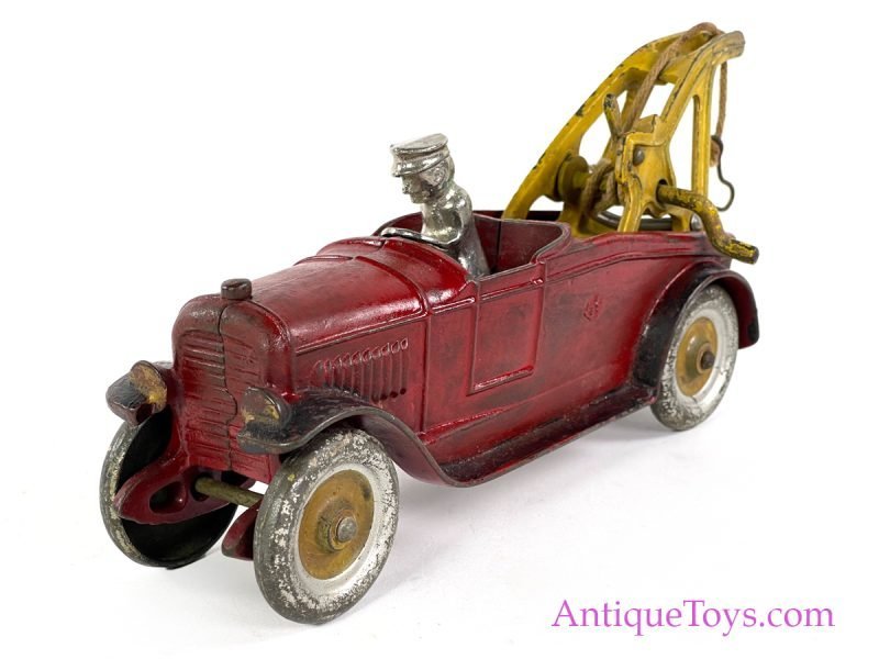 Kenton Toys Cast Iron Tow Truck <FONT COLOR="ff000 ">*SOLD*</font> - Image 8