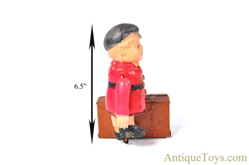 Alps Shoji ca. 1945-1952 Occupied Japan Celluloid Tin Litho Windup "Travelling Boy" with Suitcase for Sale - Image 8