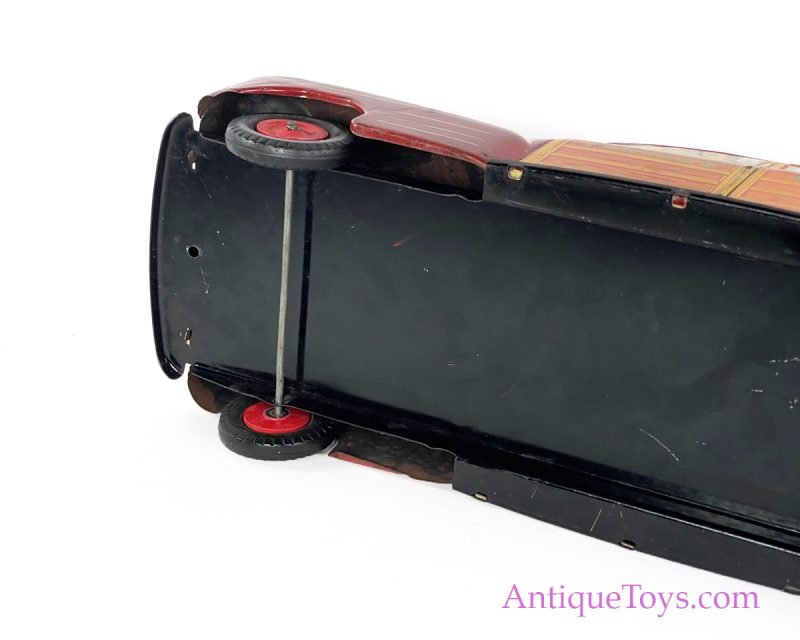 Wyandotte Toys All Metal Products Company Tin Lithographed Woody Station Wagon <FONT COLOR="ff000 ">*SOLD*</font> - Image 11