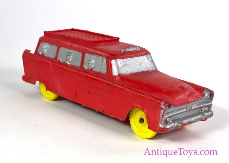 Auburn Rubber Airport Station Wagon for Sale - Image 8