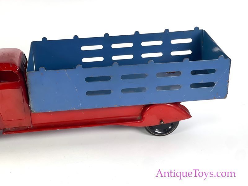 Wyandotte Toys ca. 1940s Pressed Steel Large Stake Truck <FONT COLOR="ff000 ">*SOLD*</font> - Image 3