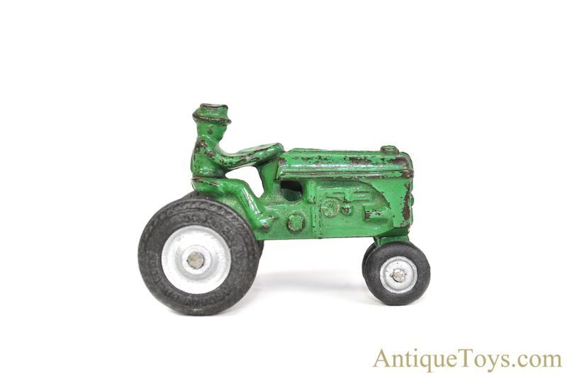 Arcade Cast Iron #723 Green Tractor 3.25" for Sale <FONT COLOR="ff000 ">*SOLD*</font> - Image 2