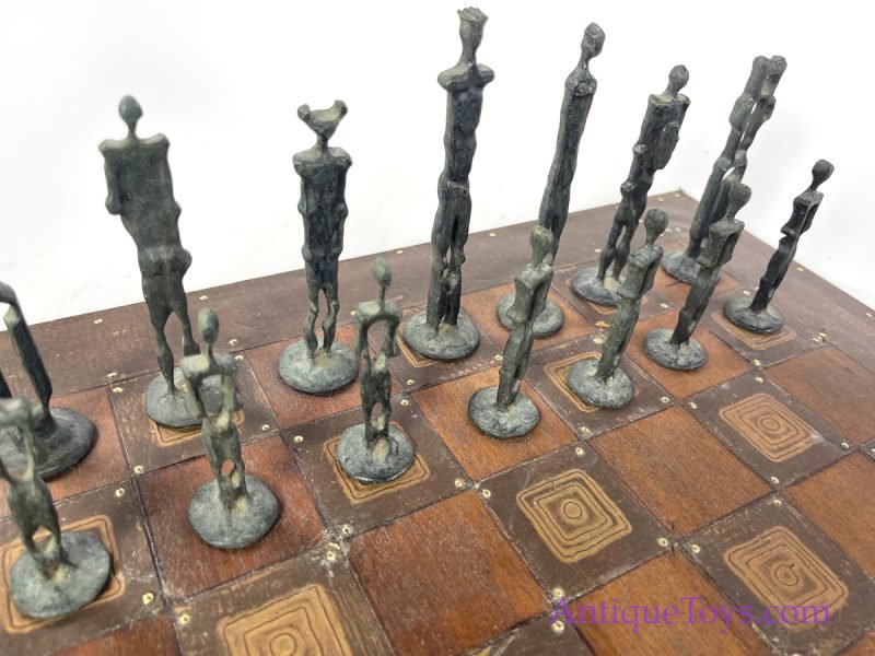 Brutalist Mid-Century Modern Chess Set for Sale <FONT COLOR="ff000 ">*SOLD*</font> - Image 16