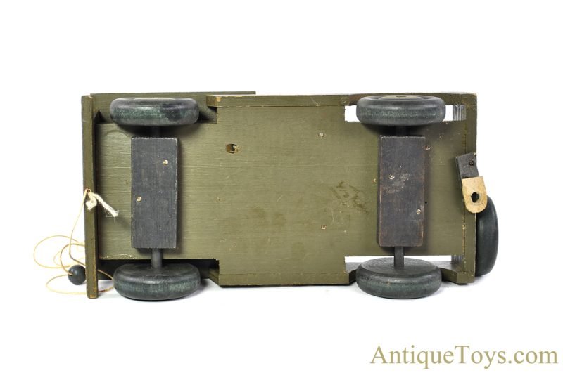 Wood Commodities Corp. ca. 1940s No. 1200 Series Wooden Commando U.S. Army Jeep & 75mm Mobile Gun <FONT COLOR="ff000 ">*SOLD*</font> - Image 6