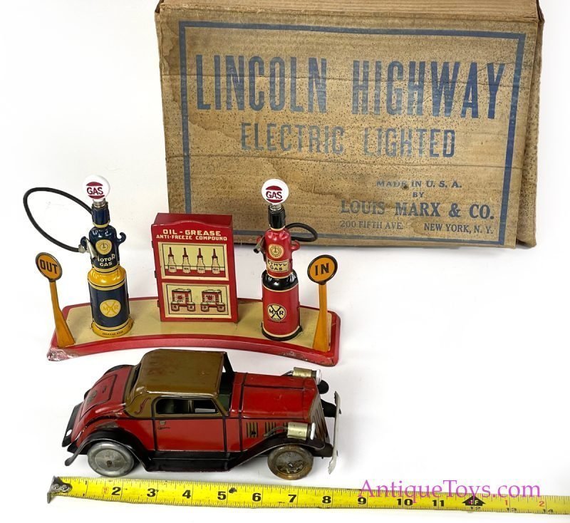 Marx Tin Lithographed "Lincoln Highway Electric Lighted" Car and Gas Station in Box <FONT COLOR="ff000 ">*SOLD*</font>