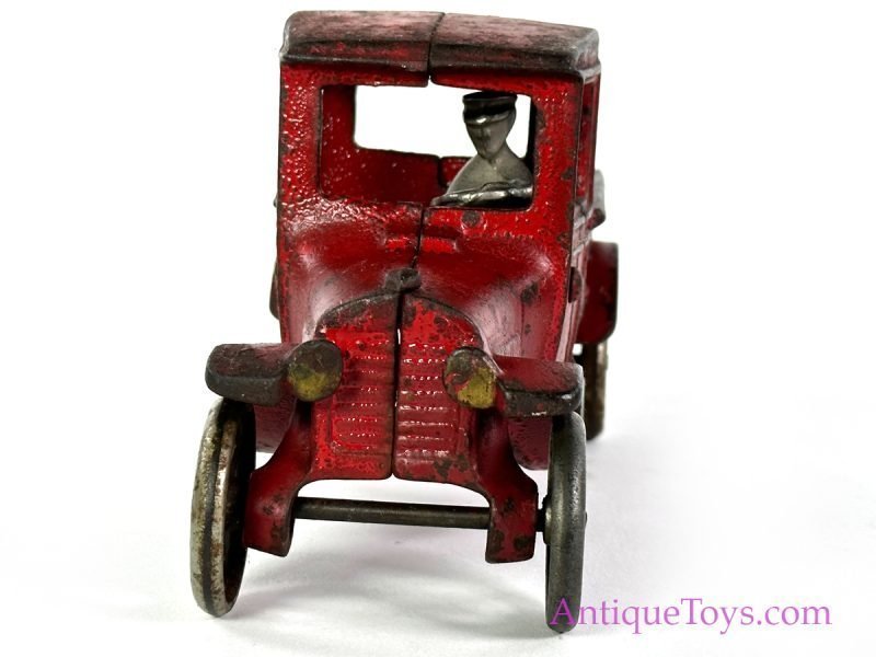 Arcade ca. 1925 Cast Iron Red Ford Model T One Ton Truck 8.5" <FONT COLOR="ff000 ">*SOLD*</font> - Image 4