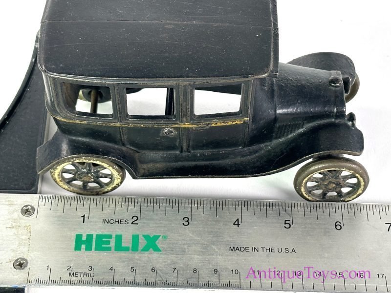 Arcade ca. 1920s Cast Iron Ford Model T "Fordor Sedan" <FONT COLOR="ff000 ">*SOLD*</font> - Image 10