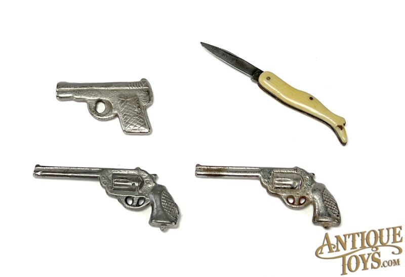 Arcade Miniature Guns & Miniature Faux Ivory Pocket Knife in Riker Box for Sale - Image 2