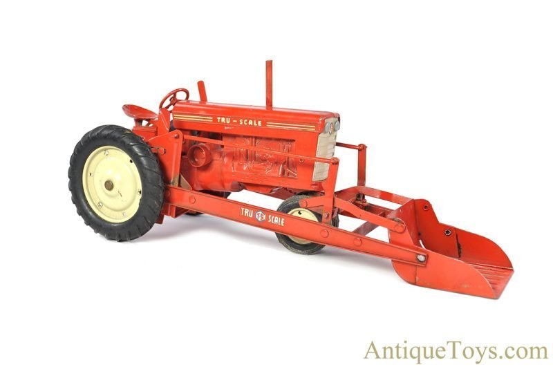 Carter Tru-Scale Diecast #6-570 Tractor with Front End Loader Farm Toy <FONT COLOR="ff000 ">*SOLD*</font>