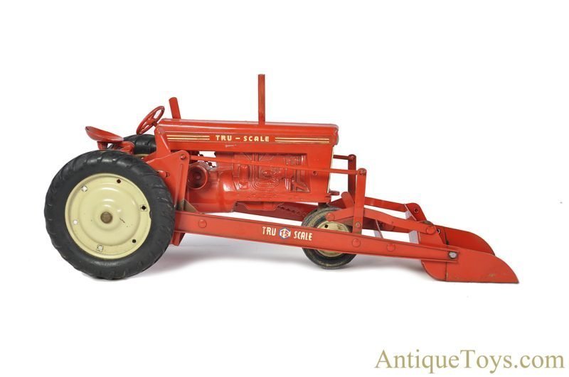 Carter Tru-Scale Diecast #6-570 Tractor with Front End Loader Farm Toy <FONT COLOR="ff000 ">*SOLD*</font> - Image 2