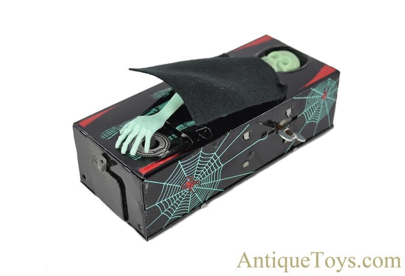 Yonezawa Toys (Y) Tin Lithographed Windup "Coffin Bank" Mint in Box for Sale - Image 6