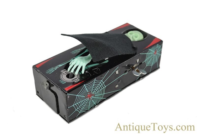Yonezawa Toys (Y) Tin Lithographed Windup "Coffin Bank" Mint in Box for Sale - Image 7
